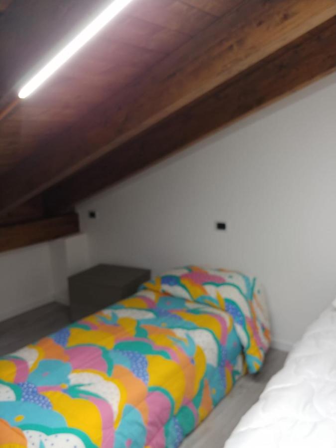 Camera Con Bagno Mirjana Cislago Exterior photo